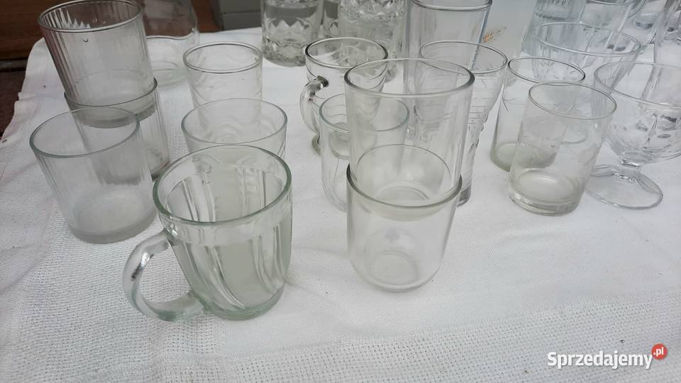 Szklanki kubki szklane różne wielkopolskie Wolsztyn