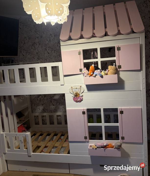 Łóżeczko piętrowe domek