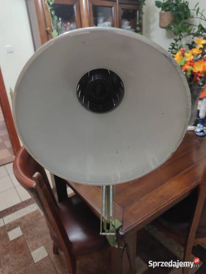 Lampa biurkowa WASO W3 Spezial klasyk designu z Przeczów