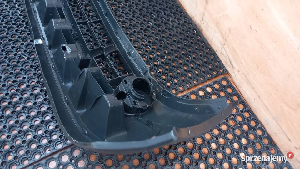 RENAULT KANGO I FL ZDERZAK PRZÓD Pasy przednie i tylne Zbierkowo
