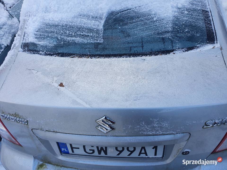 Suzuki SX4 sedan 20 benzyna uszkodzony