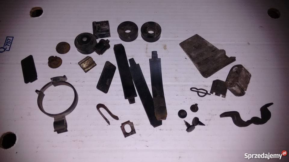 Mercedes 123 różne spinki zaślepki 613 Stalowa Wola sprzedam