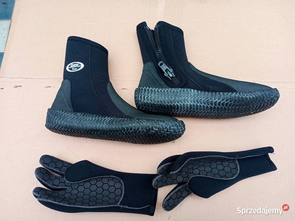 Buty i rękawiczki neoprenowe do nurkowania Pruszków