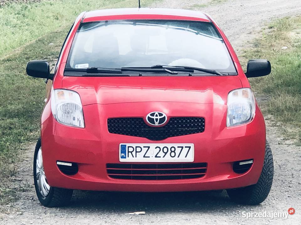 Toyota Yaris II 10VVTi 69 klimatyzacja 5 drzwi nieuszkodzony Motoryzacja podkarpackie Przeworsk