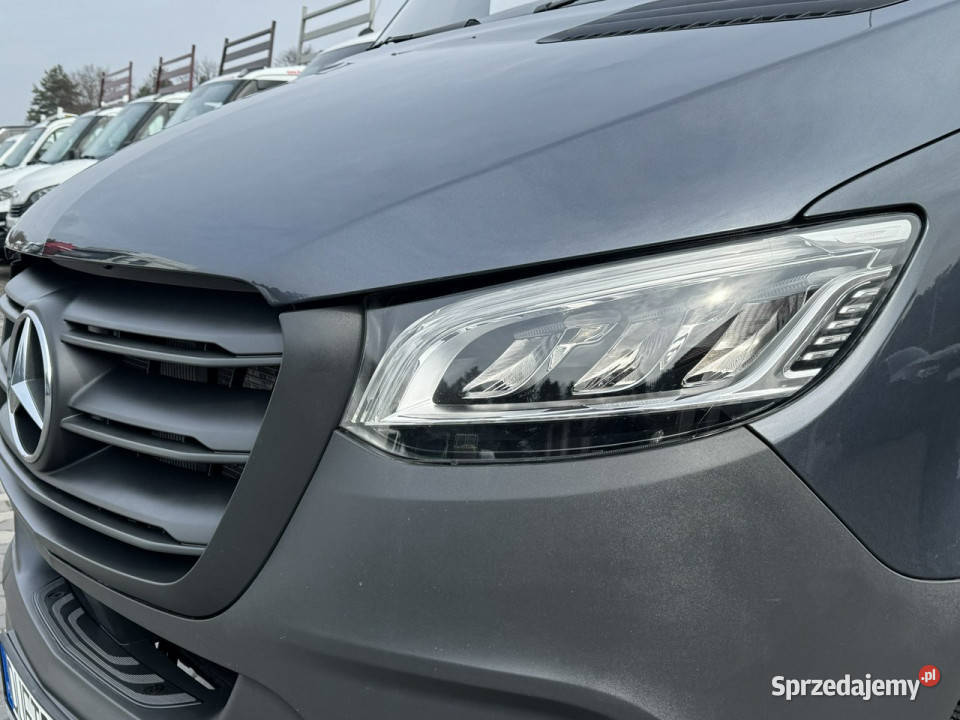 Mercedes 319 Sprinter 30 V6 Blaszak Furgon szary Widełki