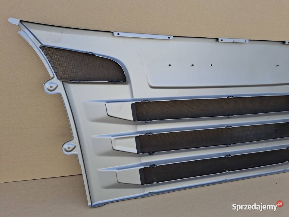 SCANIA R XPI MASKA ATRAPA EMBLEMAT BLACHA ciężarowe Bieleń