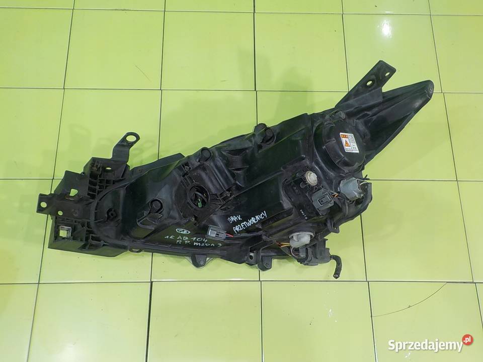 MAZDA 3 BM III 22 D 15r SEDAN 4D lampa prawa Suków