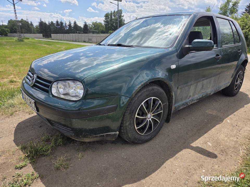 Golf 4 Rok produkcji 2000 Golf dolnośląskie Kłodzko