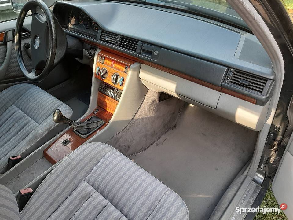 MERCEDESBENZ 230E W124 SZEROKA LISTWA NISKI Proszowice