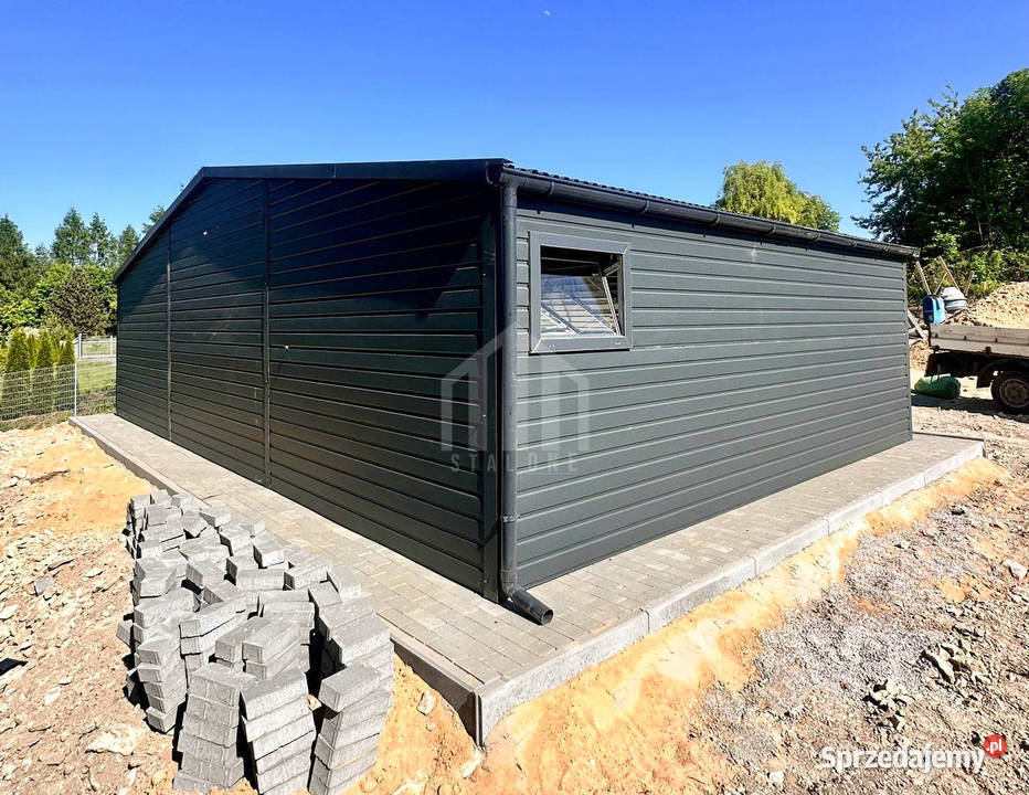 Garaż blaszany 9x5m 3x brama uchylna 2x okno Gdańsk