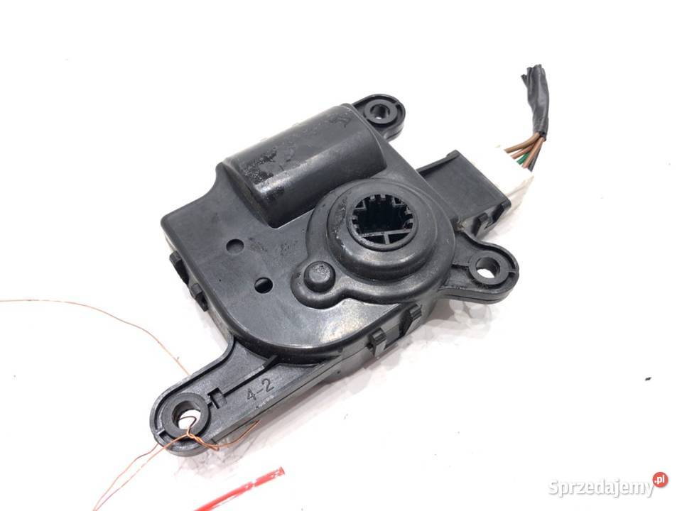 SILNIK NAGRZEWNICY KIA D332AN6AA SOUL I osobowe