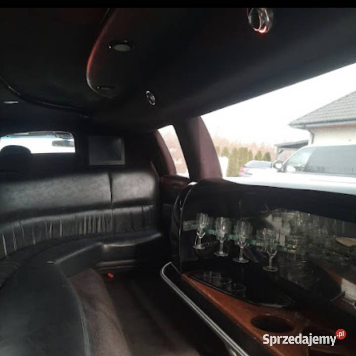 Lincoln Town Car 120 Limuzyna 225KM Mierzyn