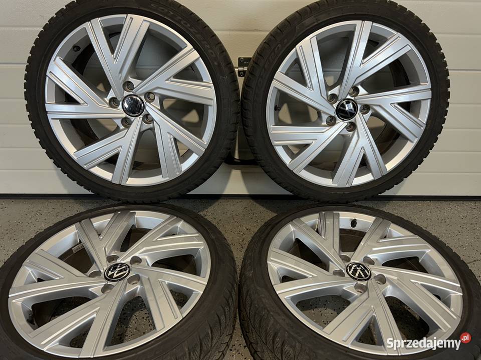 Oryginalne KOŁA FELGI 18 VW GOLF 8 GTI 7 6 5