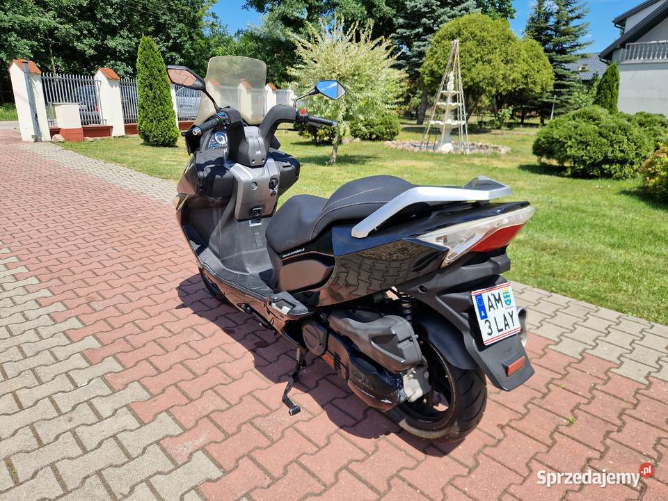 Skuter Daelim S3 o pojemności 125 3 kat B