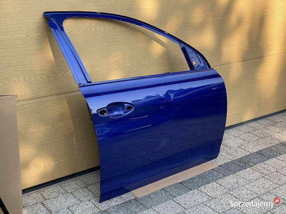 Peugeot 308 T9 GTline DRZWI PRAWE PRZÓD kolor