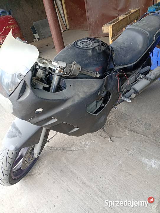 Suzuki gsx Rok produkcji 1996 Suzuki Brzeg