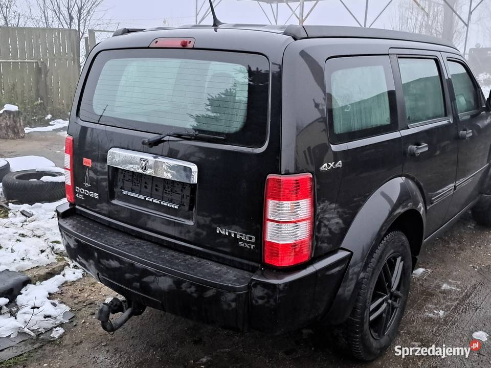 Dodge Nitro 40 2011 Gaz czarny Oleśnica