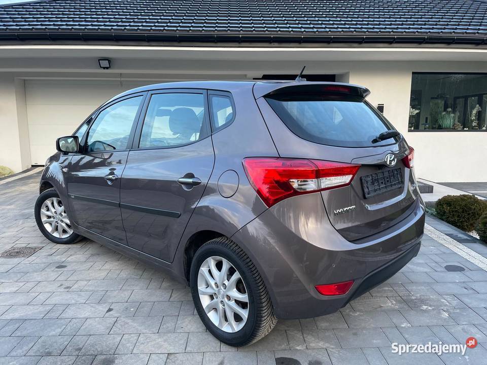 Hyundai IX20 Automat Benzyna Klimatyzacja Raty Rok produkcji 2012 Białystok