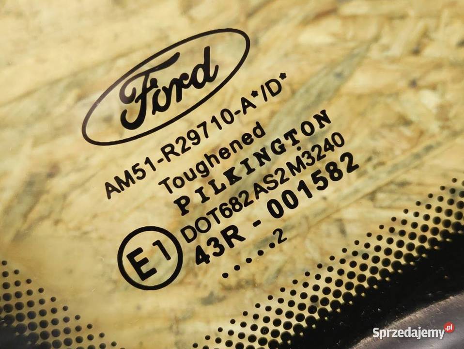 Szyba Karoseryjna na Błotnik Prawy Przód Ford C Pleszew sprzedam