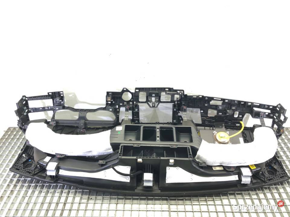 KOKPIT Z PODUSZKĄ PASAŻERA KIA NIRO Minivan