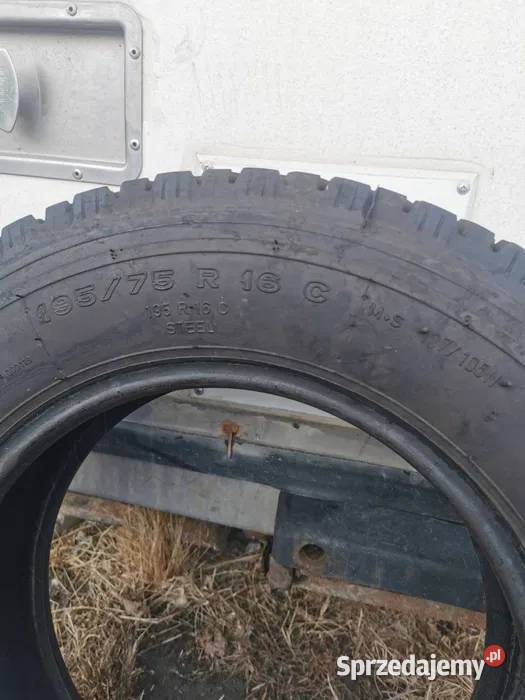 Opona bieżnikowana 19575R16C Opona Goldgum Rejowiec