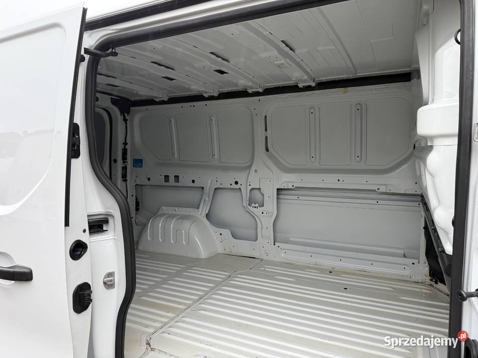 Renault Trafic L2H1 141 120KM