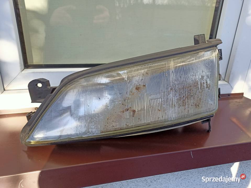 Opel Vectra B lampa przednia reflektor przód osobowe Oświetlenie Sieradz