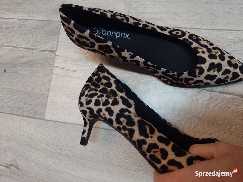 42bpc Bonprix Panterkowe czółenka wieczorowe Kraków
