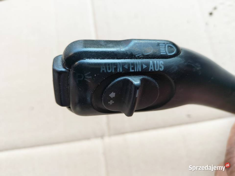 AUDI A38L A3 8L 8L0953513H KOSTKA MANETKI Kamień-Kolonia