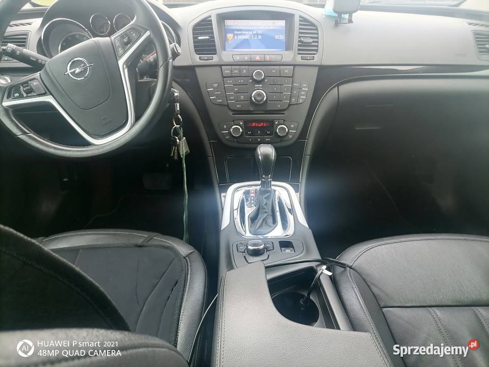 Insignia 4x4 250 koni Roztoka