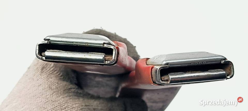 PASY NAPINACZE KOMPLET CHEVROLET CORVETTE C4 Lipno