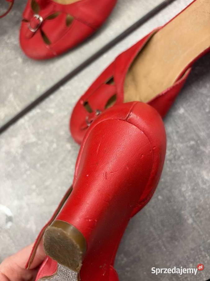 Buty na koturnie czerwone vintage Jasło