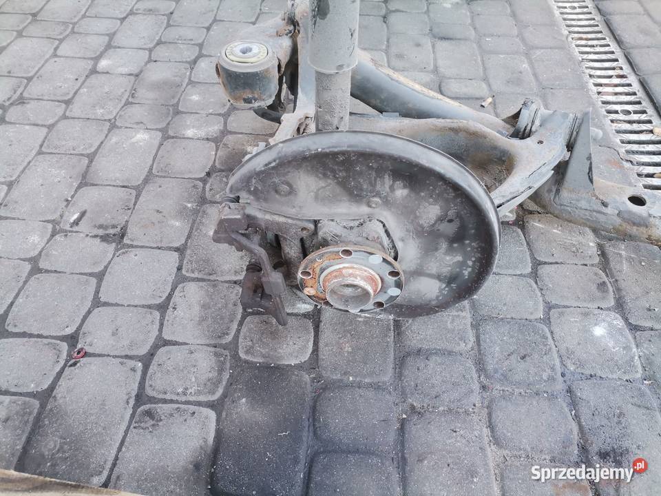 BELKA OŚ ZAWIESZENIA TYŁ AUDI A6 C6 KOMBI Belki zawieszenia