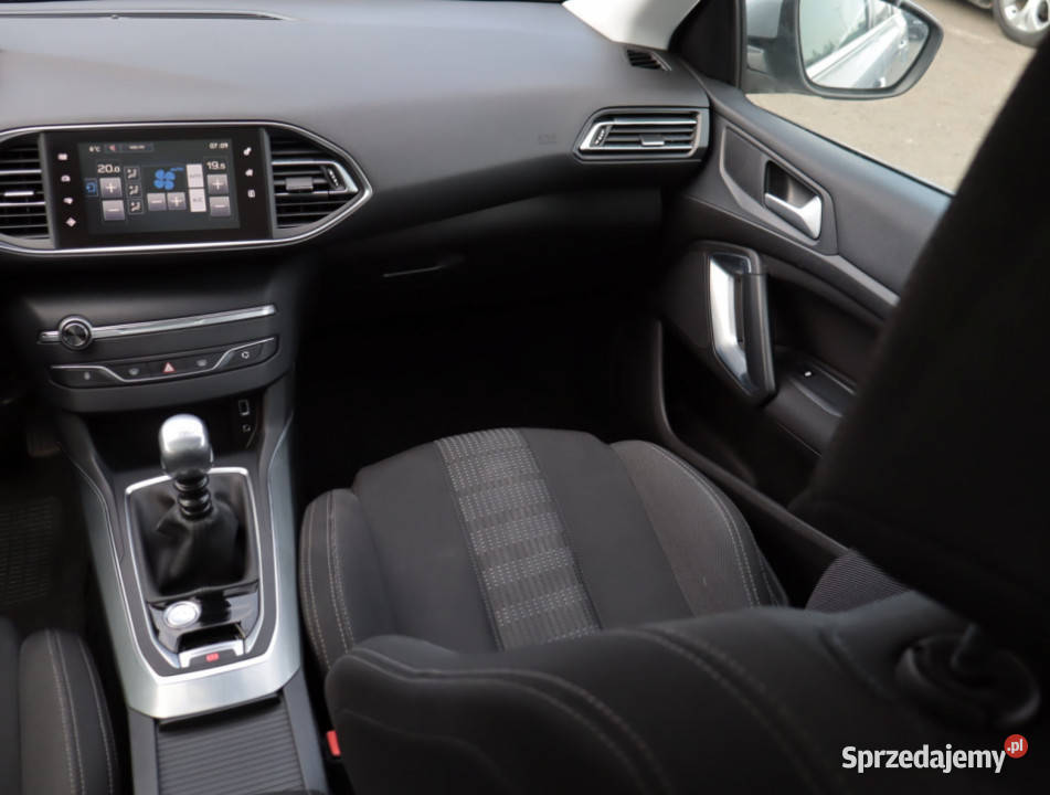 Peugeot 308 12 PureTech Lublin