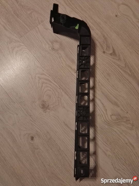 SKODA OCTAVIA III LEWY ŚLIZG ZDERZAKA TYŁ Międzychód