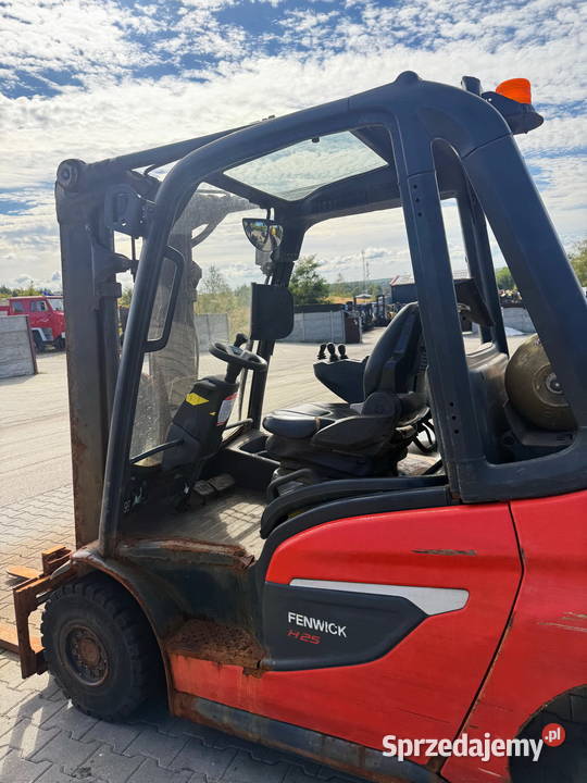 wózek widłowy LINDE H25T01 LPG Triplex 46m DEUTZ Linde Działoszyn sprzedam