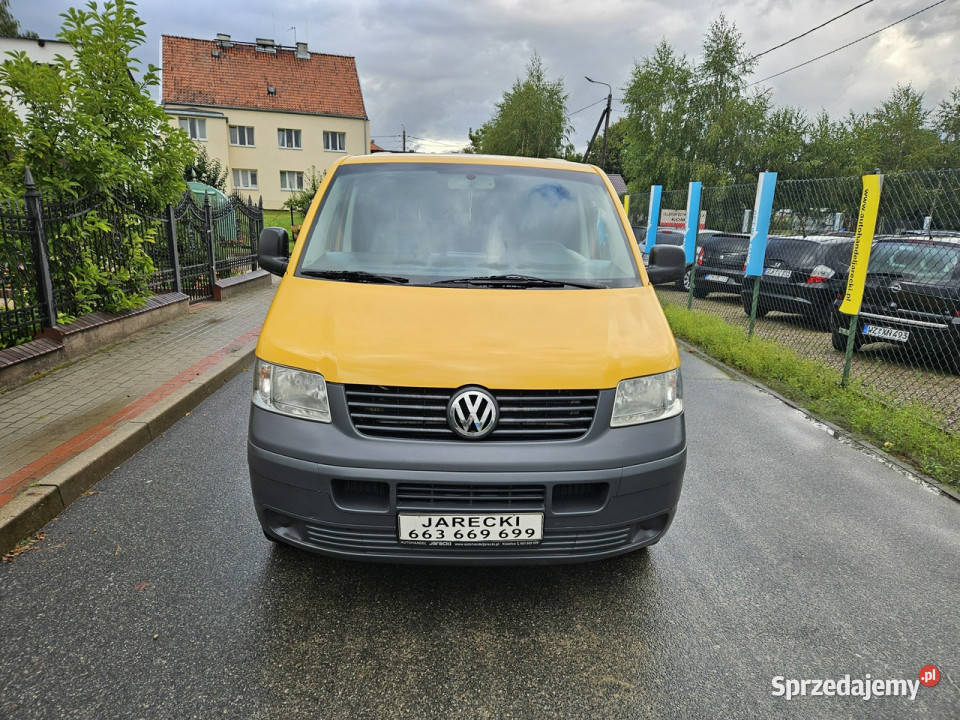Volkswagen Caravelle Opłacony Zdrowy Zadbany przyciemniane szyby Kisielice