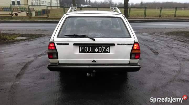 Passat b2 kombi 16 d czesci diesel Września