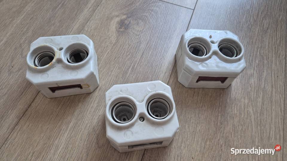 Oprawki ceramiczne kostki elektryczne PRL Gdańsk