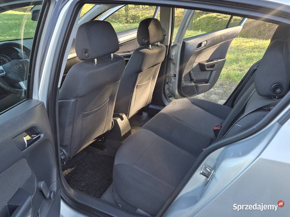 OPEL ASTRA H LIFT 14B OPŁACONY Z NIEMIEC KLIMA serwisowany w ASO Końskie sprzedam