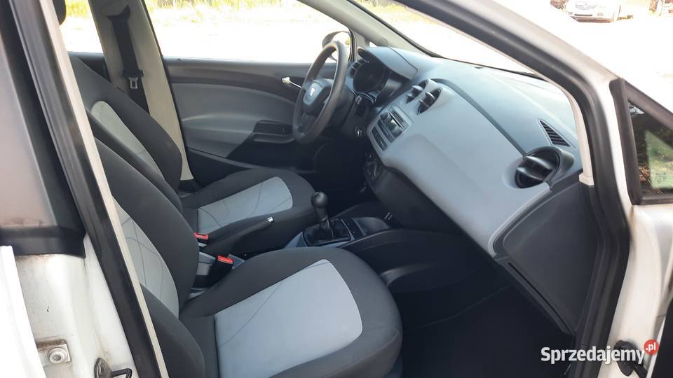 Seat Ibiza Lift 14 MPi Benzyna 2013 r Klima wspomaganie kierownicy