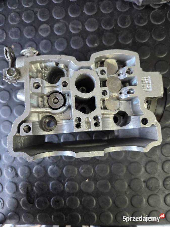 Części silnikowe yzf 250 01 13r głowica kartery Teklinów