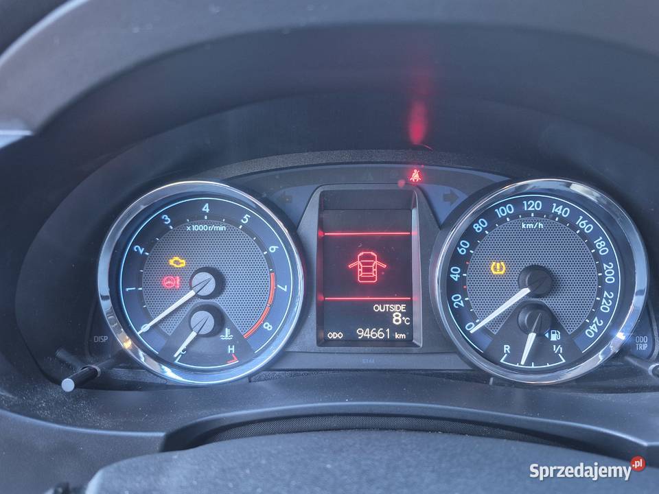 Toyota Corolla 16 VVTi benzyna132 Seria E16 mazowieckie