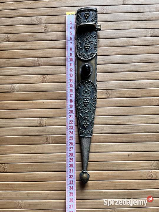 Miedziane pięknie zdobione etui na sztylet Lucynów