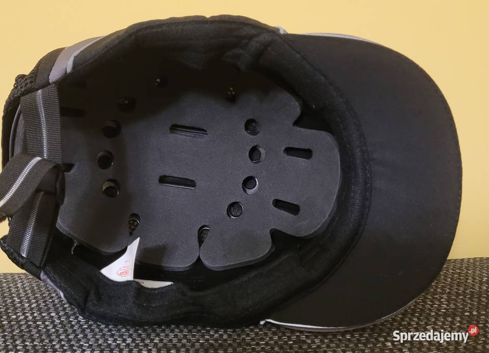 Czapki ochronne JSP HardCap Zamość