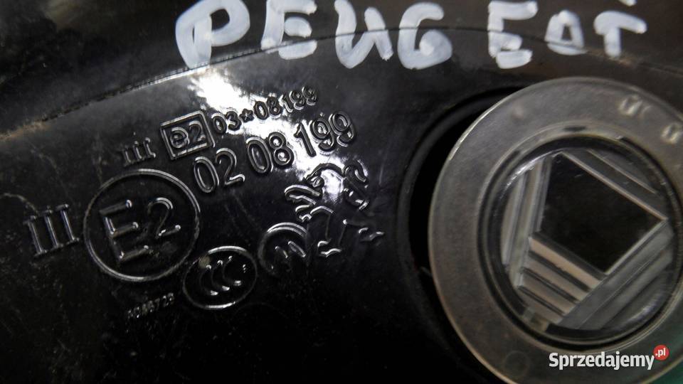 PEUGEOT 3008 I 12r lusterko prawe ANGLIK 11PINÓW