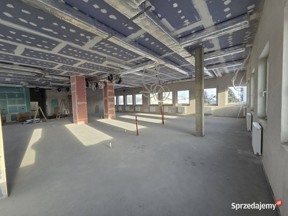 Wynajmę pow ok 200m2 w Rzeszowie Armii Krajowej Rzeszów