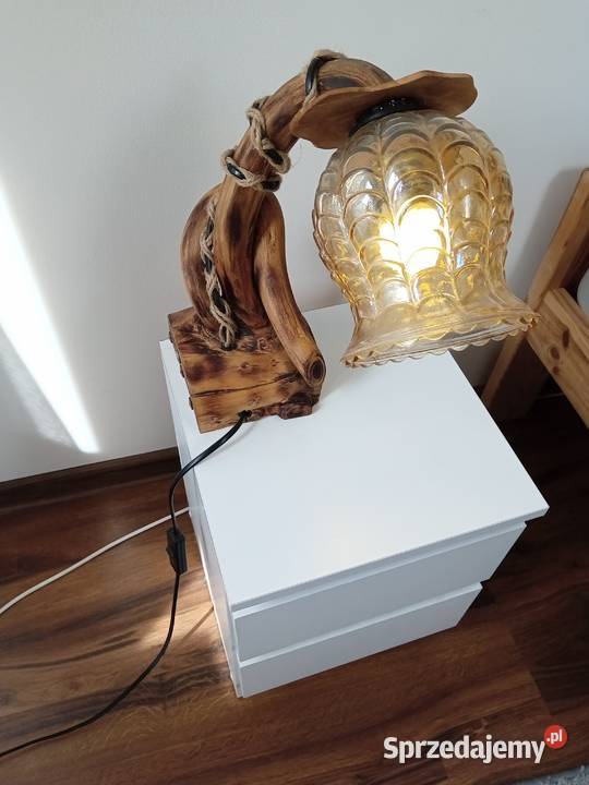 Lampka nocna drewniana