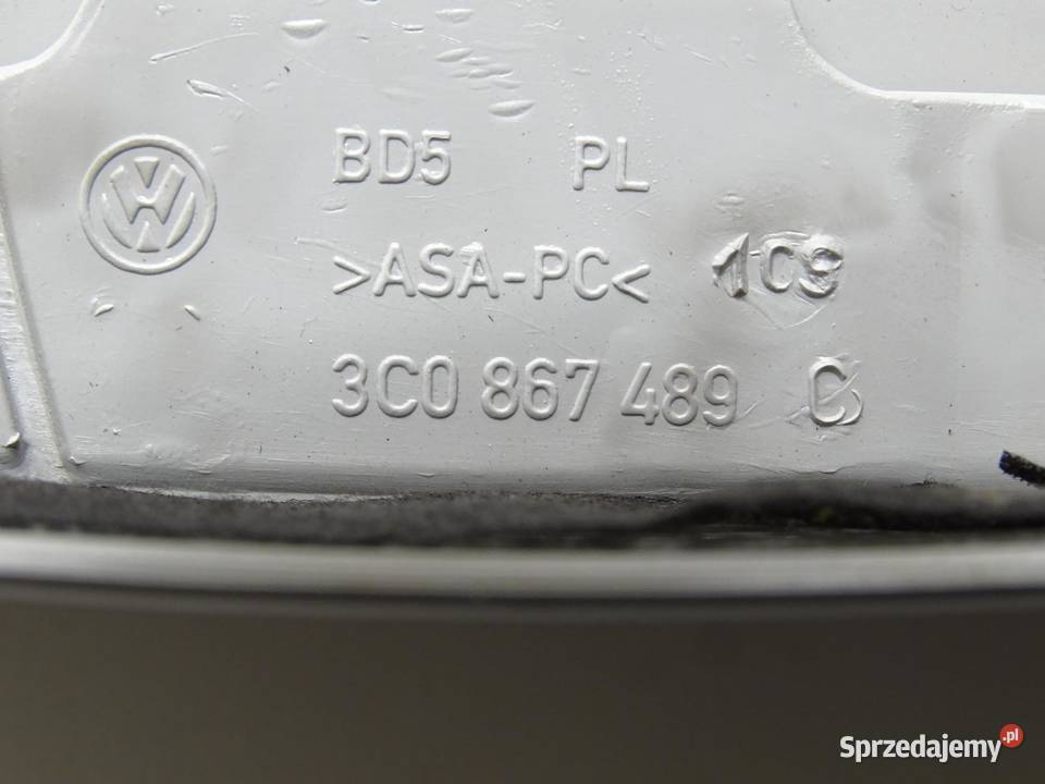 LAMPKA OŚWIETLENIE KABINY PODSUFITKI 3C0867489C Oświetlenie kabiny