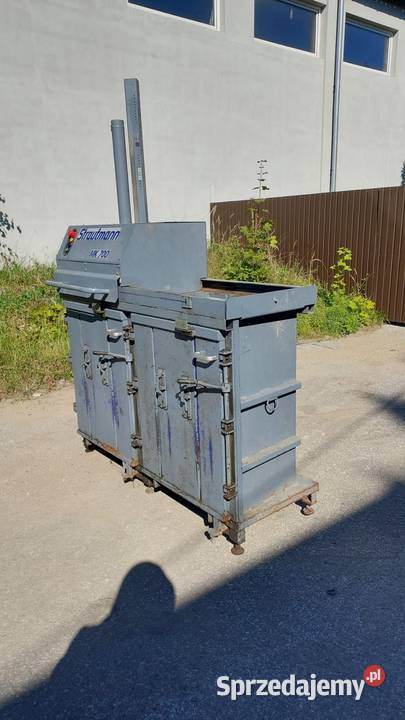 Belownica prasa dwukomorowa do makulatury Drzewica